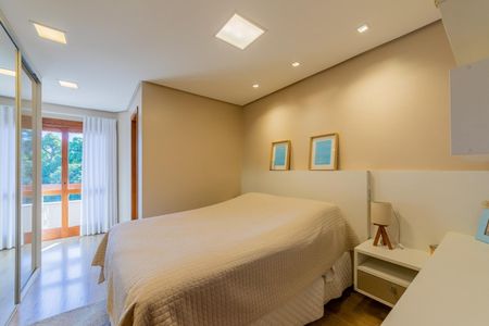 Casa de condomínio à venda com 182m², 3 quartos e 2 vagas