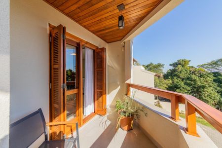 Casa de condomínio à venda com 182m², 3 quartos e 2 vagas