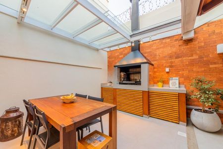 Casa de condomínio à venda com 182m², 3 quartos e 2 vagas