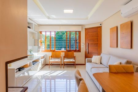 Casa de condomínio à venda com 182m², 3 quartos e 2 vagas