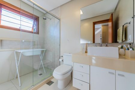 Casa de condomínio à venda com 182m², 3 quartos e 2 vagas