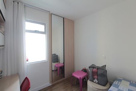 Apartamento à venda com 125m², 3 quartos e 2 vagasQuarto 2