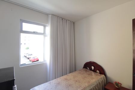 Apartamento à venda com 125m², 3 quartos e 2 vagasQuarto 3