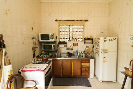 Casa à venda com 130m², 4 quartos e 3 vagas Casa à venda com 130m², 4 quartos e 3 vagasCozinha