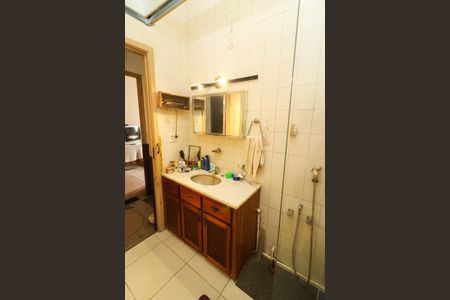 Casa à venda com 130m², 4 quartos e 3 vagas Casa à venda com 130m², 4 quartos e 3 vagasBanheiro 1