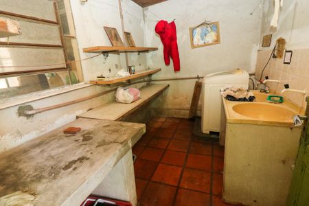 Casa à venda com 130m², 4 quartos e 3 vagas Casa à venda com 130m², 4 quartos e 3 vagasÁrea de Serviço