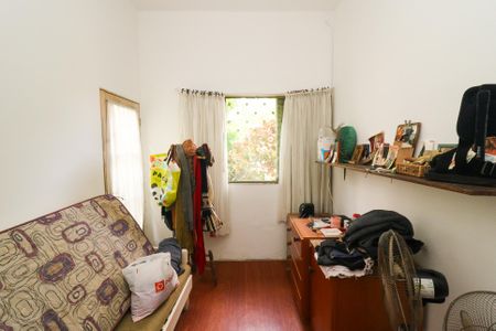 Casa à venda com 130m², 4 quartos e 3 vagas Casa à venda com 130m², 4 quartos e 3 vagasQuarto 2