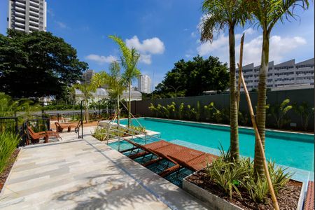 Apartamento à venda com 100m², 2 quartos e 1 vaga Apartamento à venda com 100m², 2 quartos e 1 vagaÁrea comum - Piscina