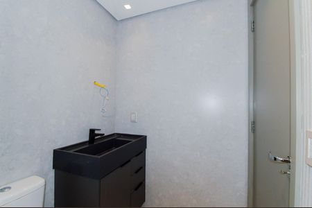 Apartamento à venda com 100m², 2 quartos e 1 vaga Apartamento à venda com 100m², 2 quartos e 1 vagaBanheiro da Suíte