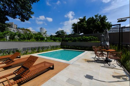 Apartamento à venda com 100m², 2 quartos e 1 vaga Apartamento à venda com 100m², 2 quartos e 1 vagaÁrea comum - Piscina