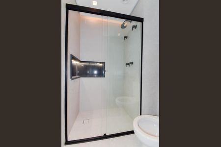 Apartamento à venda com 100m², 2 quartos e 1 vaga Apartamento à venda com 100m², 2 quartos e 1 vagaBanheiro da Suíte