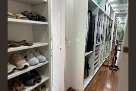 Apartamento à venda com 212m², 3 quartos e 4 vagas