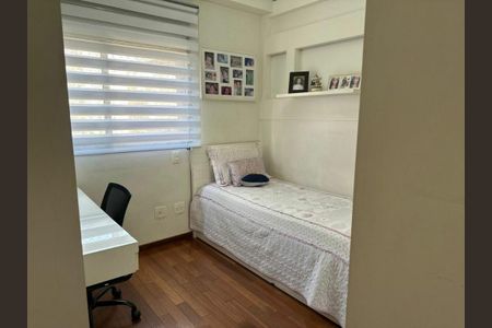 Apartamento à venda com 212m², 3 quartos e 4 vagas