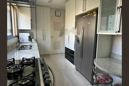 Apartamento à venda com 212m², 3 quartos e 4 vagas
