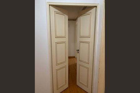 Apartamento à venda com 268m², 4 quartos e 2 vagas