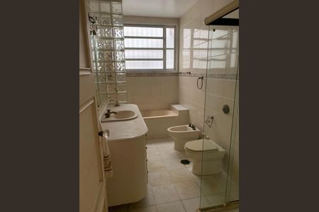 Apartamento à venda com 268m², 4 quartos e 2 vagas