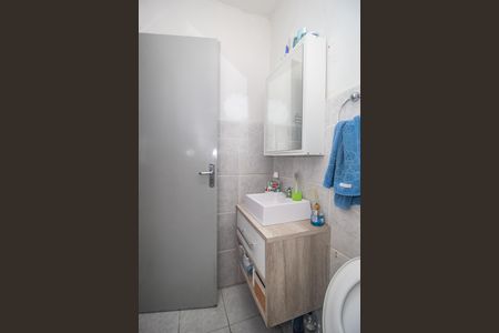 Apartamento à venda com 51m², 2 quartos e 1 vaga Apartamento à venda com 51m², 2 quartos e 1 vagaBanheiro