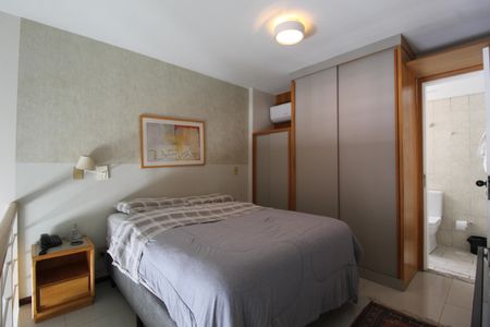 Apartamento à venda com 38m², 1 quarto e 1 vagaSuíte