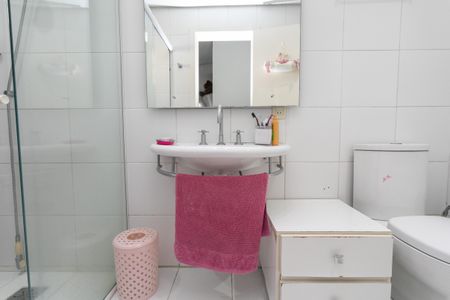 Casa à venda com 500m², 5 quartos e 6 vagas Casa à venda com 500m², 5 quartos e 6 vagasBanheiro da Suite 1