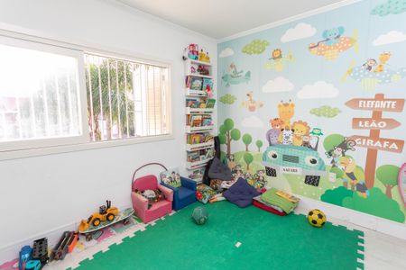 Casa à venda com 500m², 5 quartos e 6 vagas Casa à venda com 500m², 5 quartos e 6 vagasQuarto 1