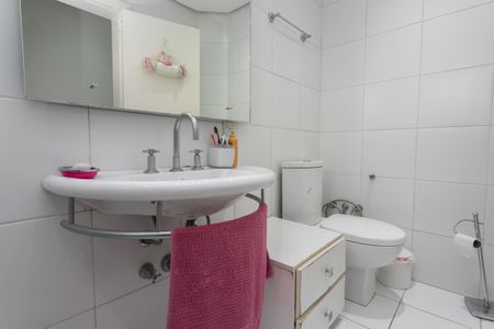 Casa à venda com 500m², 5 quartos e 6 vagas Casa à venda com 500m², 5 quartos e 6 vagasBanheiro da Suite 1