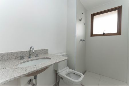 Apartamento à venda com 261m², 4 quartos e 3 vagas Apartamento à venda com 261m², 4 quartos e 3 vagasBanheiro do quarto 2 Suíte