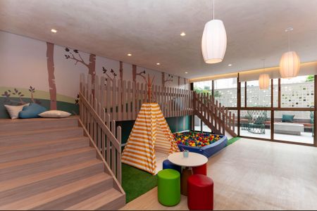 Apartamento à venda com 261m², 4 quartos e 3 vagas Apartamento à venda com 261m², 4 quartos e 3 vagasÁrea Comum - Brinquedoteca