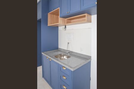 Apartamento para alugar com 34m², 2 quartos e sem vaga Apartamento para alugar com 34m², 2 quartos e sem vagaCozinha e Área de Serviço