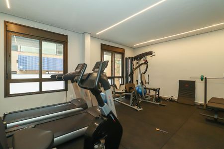 Apartamento à venda com 121m², 2 quartos e 2 vagasÁrea comum - Academia