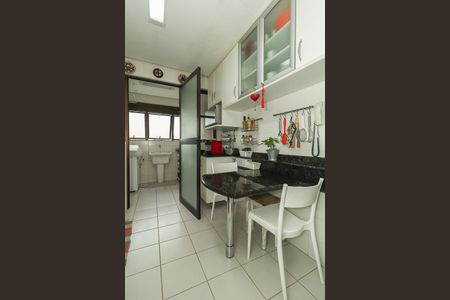 Apartamento à venda com 121m², 2 quartos e 2 vagasCozinha