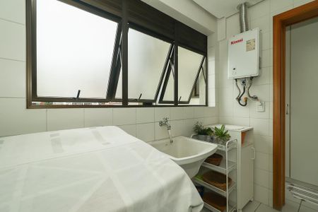 Apartamento à venda com 121m², 2 quartos e 2 vagasÁrea de Serviço