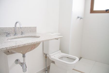 Apartamento à venda com 144m², 3 quartos e sem vaga Apartamento à venda com 144m², 3 quartos e sem vagaBanheiro da Suíte 1