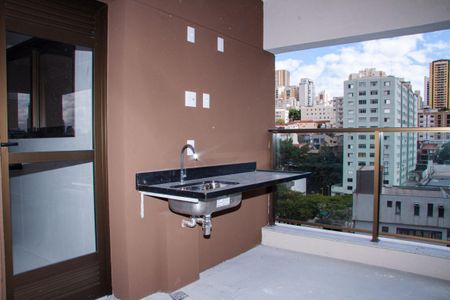 Apartamento à venda com 144m², 3 quartos e sem vaga Apartamento à venda com 144m², 3 quartos e sem vagaVaranda da Sala