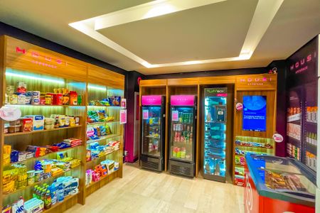 Apartamento à venda com 33m², 1 quarto e sem vagaMercado 24 Horas