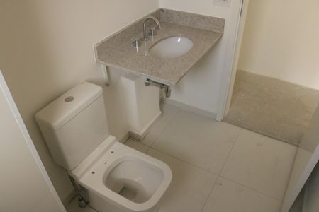 Apartamento à venda com 144m², 3 quartos e 3 vagasBanheiro da Suíte 2