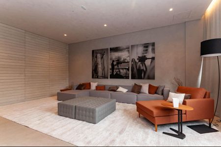 Apartamento à venda com 144m², 3 quartos e 3 vagas Apartamento à venda com 144m², 3 quartos e 3 vagasÁrea comum - Sala de TV