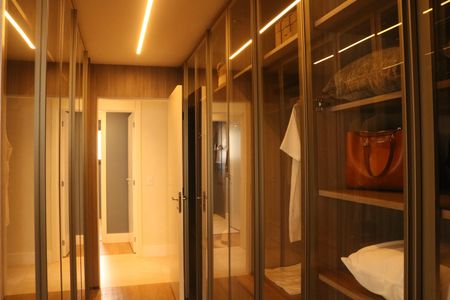 Apartamento à venda com 181m², 3 quartos e 3 vagasSuíte 1