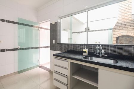 Casa à venda com 280m², 3 quartos e 2 vagas Casa à venda com 280m², 3 quartos e 2 vagasCozinha