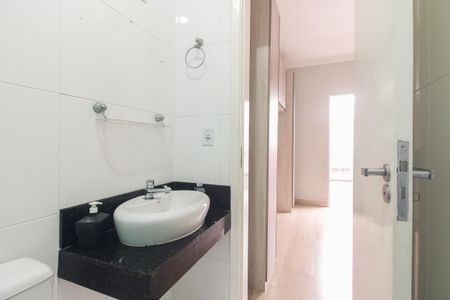 Casa à venda com 280m², 3 quartos e 2 vagas Casa à venda com 280m², 3 quartos e 2 vagasBanheiro Suíte 3