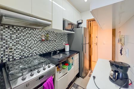 Apartamento à venda com 65m², 3 quartos e 1 vaga Apartamento à venda com 65m², 3 quartos e 1 vagaCozinha e Área de Serviço