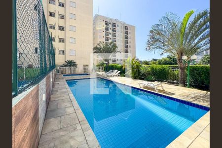 Apartamento à venda com 65m², 3 quartos e 1 vaga Apartamento à venda com 65m², 3 quartos e 1 vagaÁrea comum - Piscina