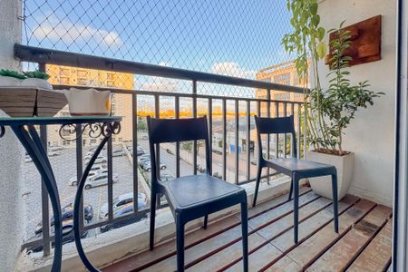 Apartamento à venda com 65m², 3 quartos e 1 vaga Apartamento à venda com 65m², 3 quartos e 1 vagaVaranda da Sala