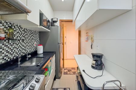 Apartamento à venda com 65m², 3 quartos e 1 vaga Apartamento à venda com 65m², 3 quartos e 1 vagaCozinha e Área de Serviço