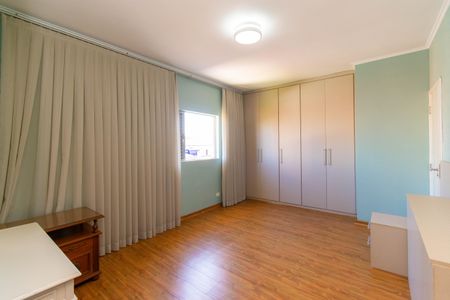 Casa à venda com 280m², 3 quartos e 5 vagas Casa à venda com 280m², 3 quartos e 5 vagasSuíte 2