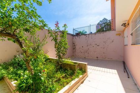 Casa à venda com 280m², 3 quartos e 5 vagas Casa à venda com 280m², 3 quartos e 5 vagasÁrea comum