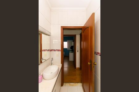 Casa à venda com 280m², 3 quartos e 5 vagas Casa à venda com 280m², 3 quartos e 5 vagasBanheiro 3