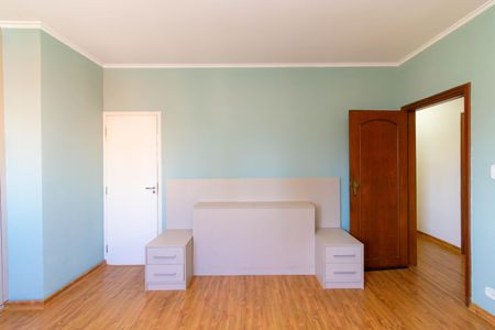 Casa à venda com 280m², 3 quartos e 5 vagas Casa à venda com 280m², 3 quartos e 5 vagasSuíte 2