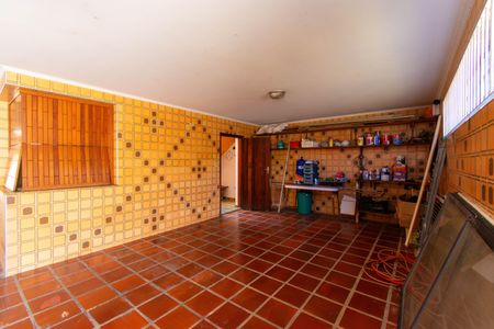 Casa à venda com 280m², 3 quartos e 5 vagas Casa à venda com 280m², 3 quartos e 5 vagasÁrea comum