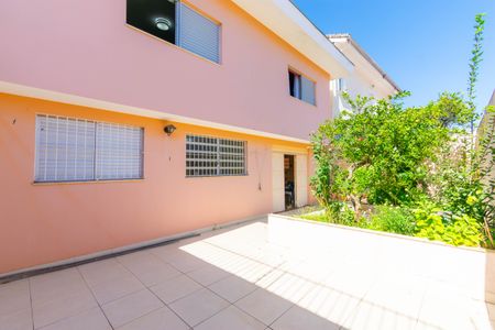 Casa à venda com 280m², 3 quartos e 5 vagas Casa à venda com 280m², 3 quartos e 5 vagasÁrea comum