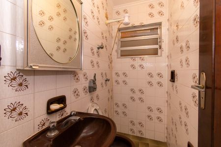 Casa à venda com 280m², 3 quartos e 5 vagas Casa à venda com 280m², 3 quartos e 5 vagasBanheiro de serviço